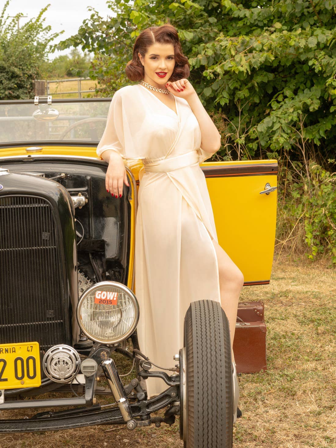 1930-tals transparent morgonrock i persikofärg med fjärilsärm